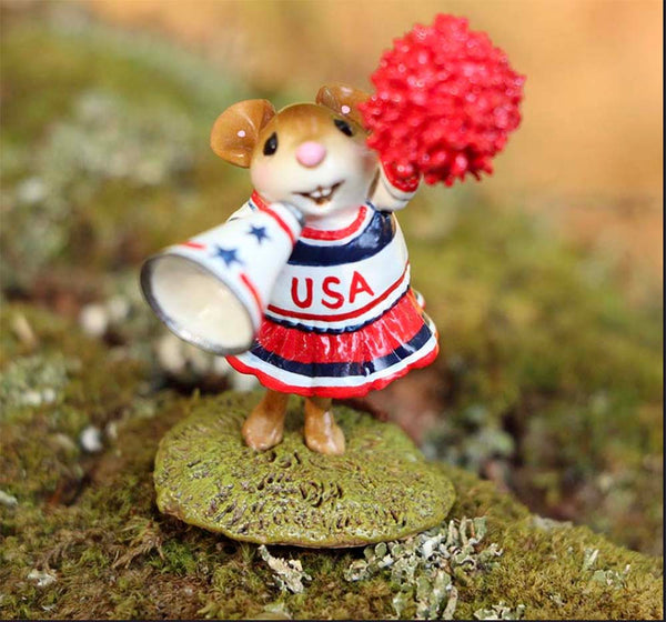 4th--of-july-cheerleader-