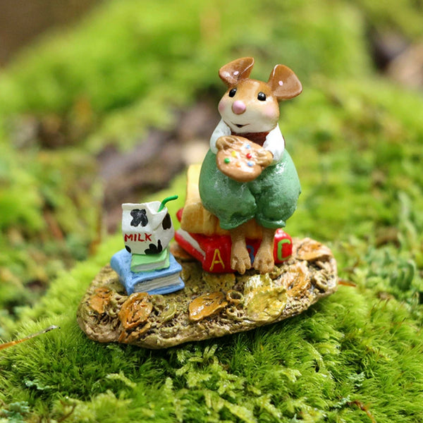 Snack Time in Green - Wee Forest Folk