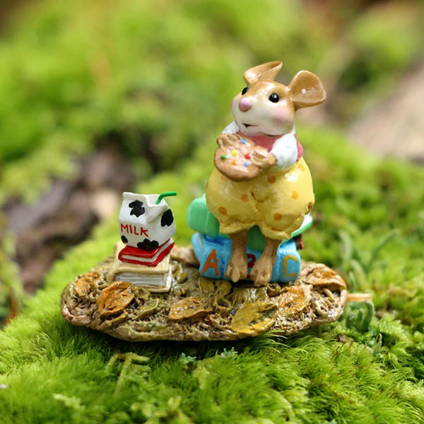 Snack Time in Yellow - Wee Forest Folk