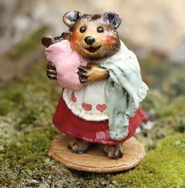 Wee Forest Folk マザーヘルパー 親子ネズミの置物【5316】 Grandma with Baby - Wee Forest Folk