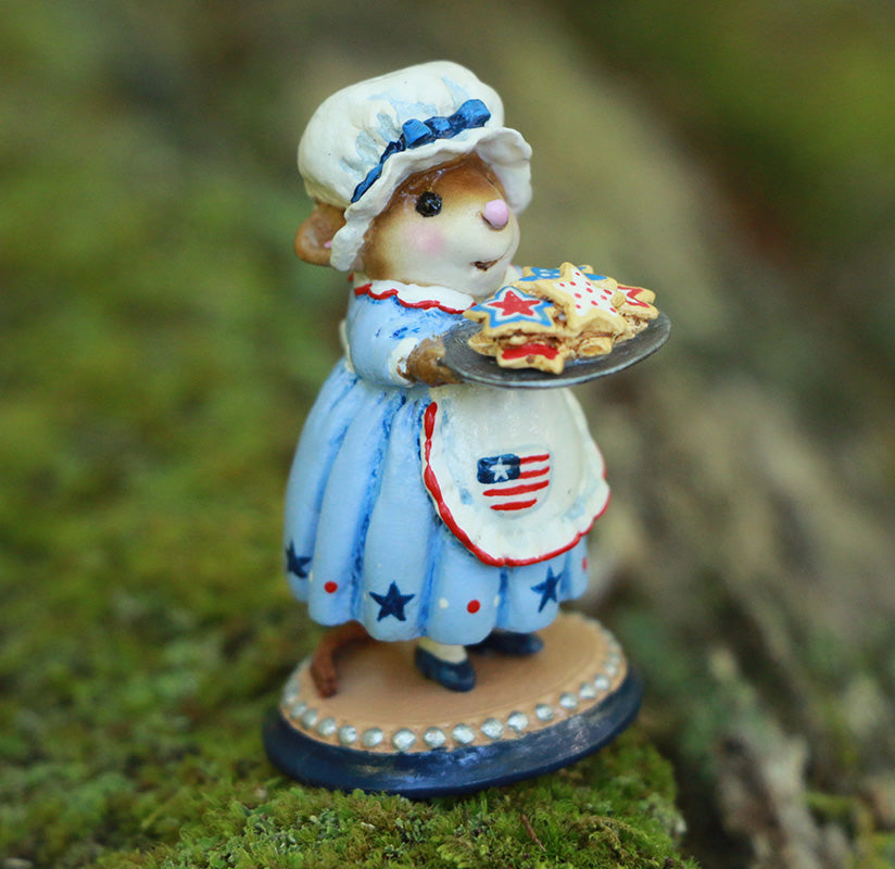 Mrs Liberty Belle Claus