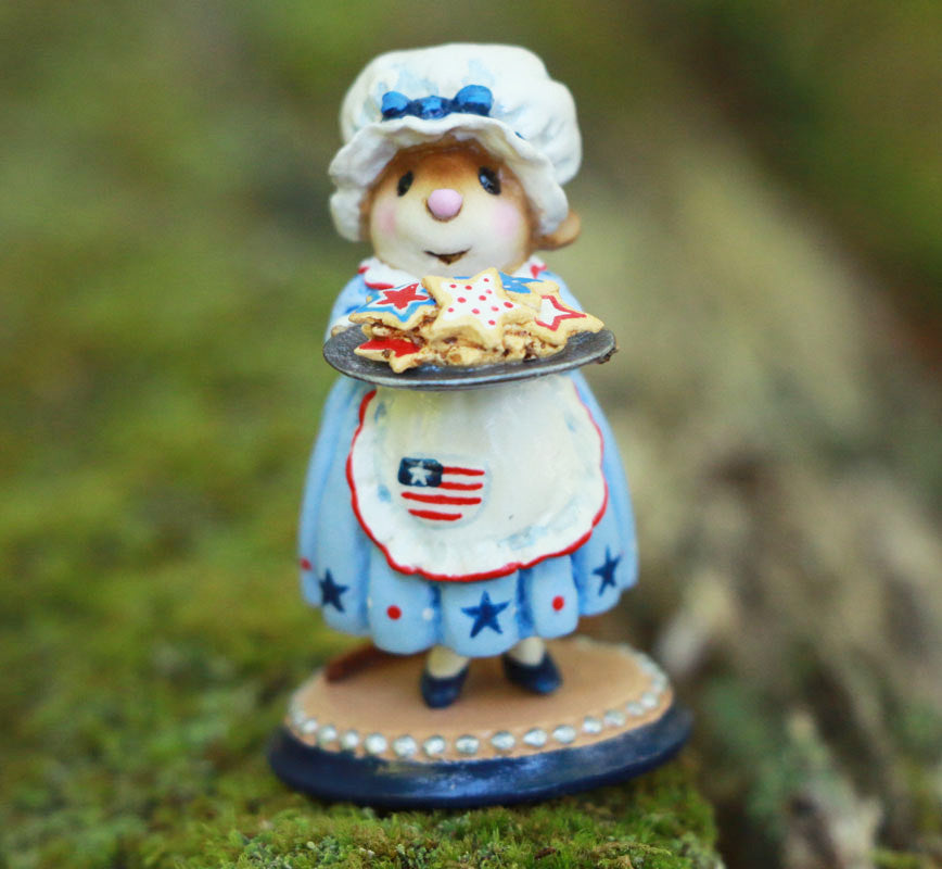 Mrs Liberty Belle Claus