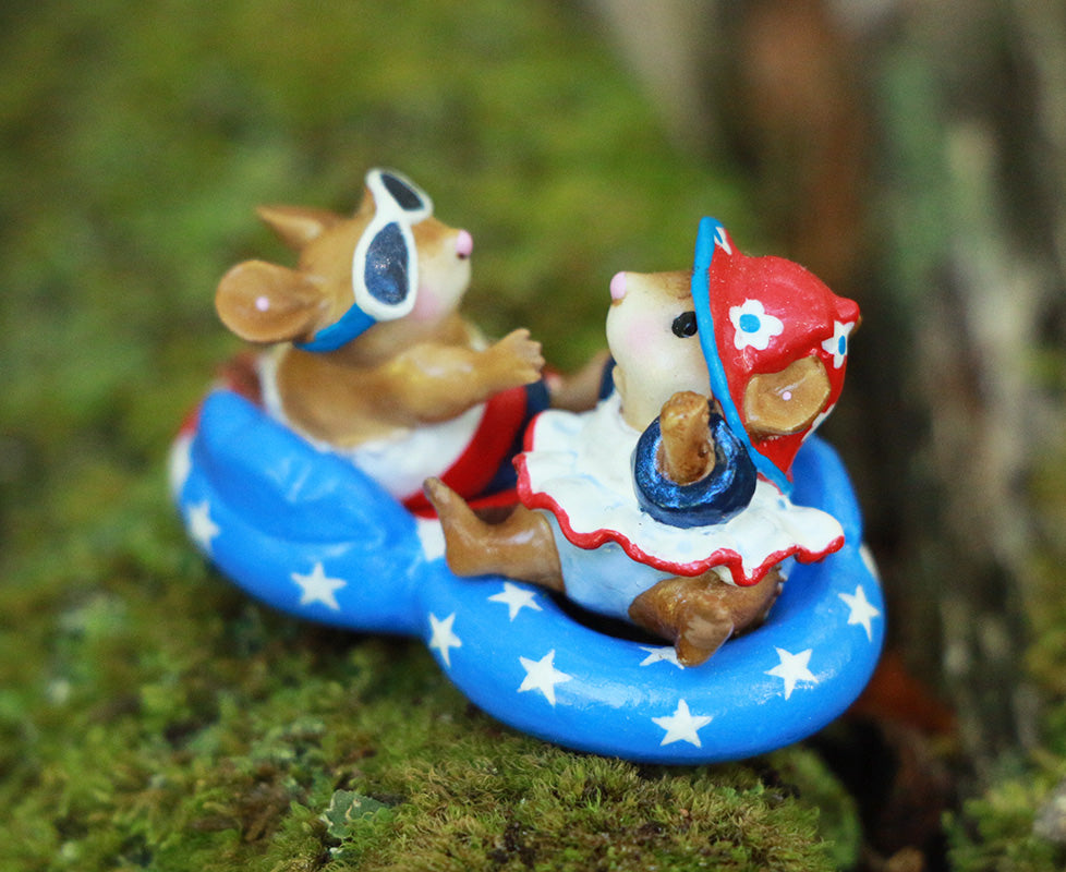 Patriotic Pool Pals
