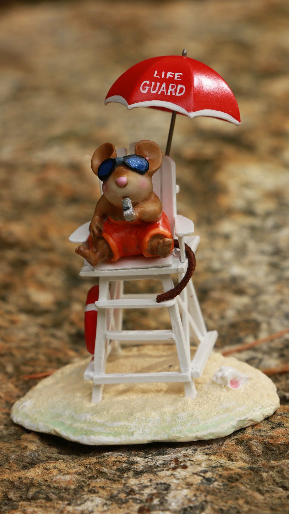 Mouse on Duty