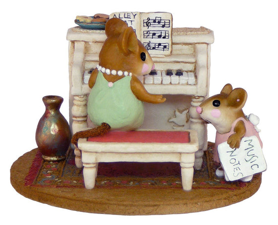 Mouse Piano Lesson