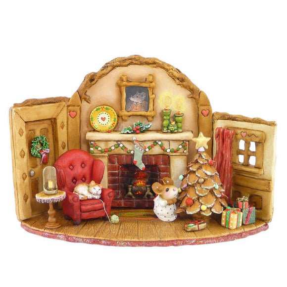 A Mouse House on Christmas