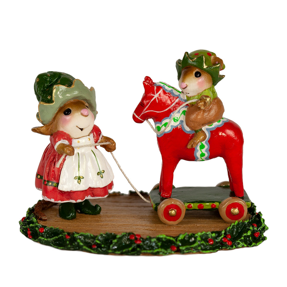 Dala Horse Elves