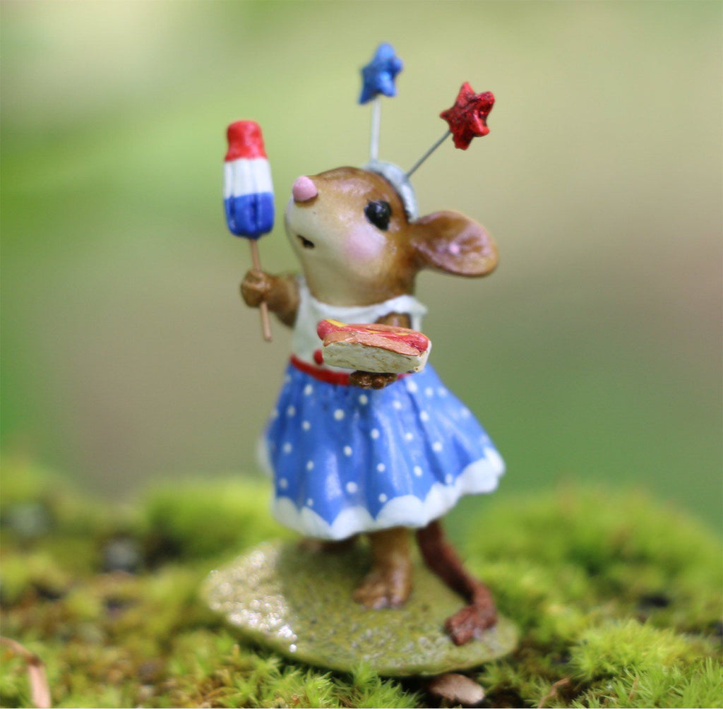 Rocket Pop Reveler