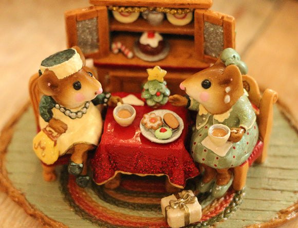 Tillie’s Christmas Tea